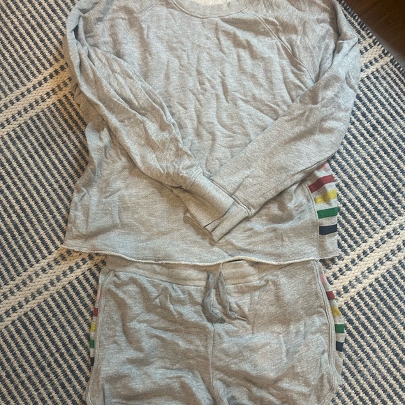 Sundry Striped Set - Picture 2 of 11